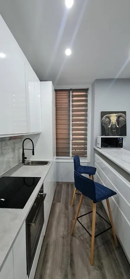 Lägenhet Appartement Tres Lumineux Porte De Saint-Cloud - F3 Avec Suite Parentale Paris Frankrike