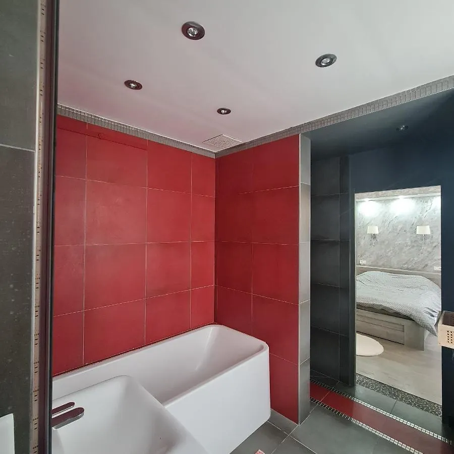 Appartement Tres Lumineux Porte De Saint-Cloud - F3 Avec Suite Parentale Paris 0*,